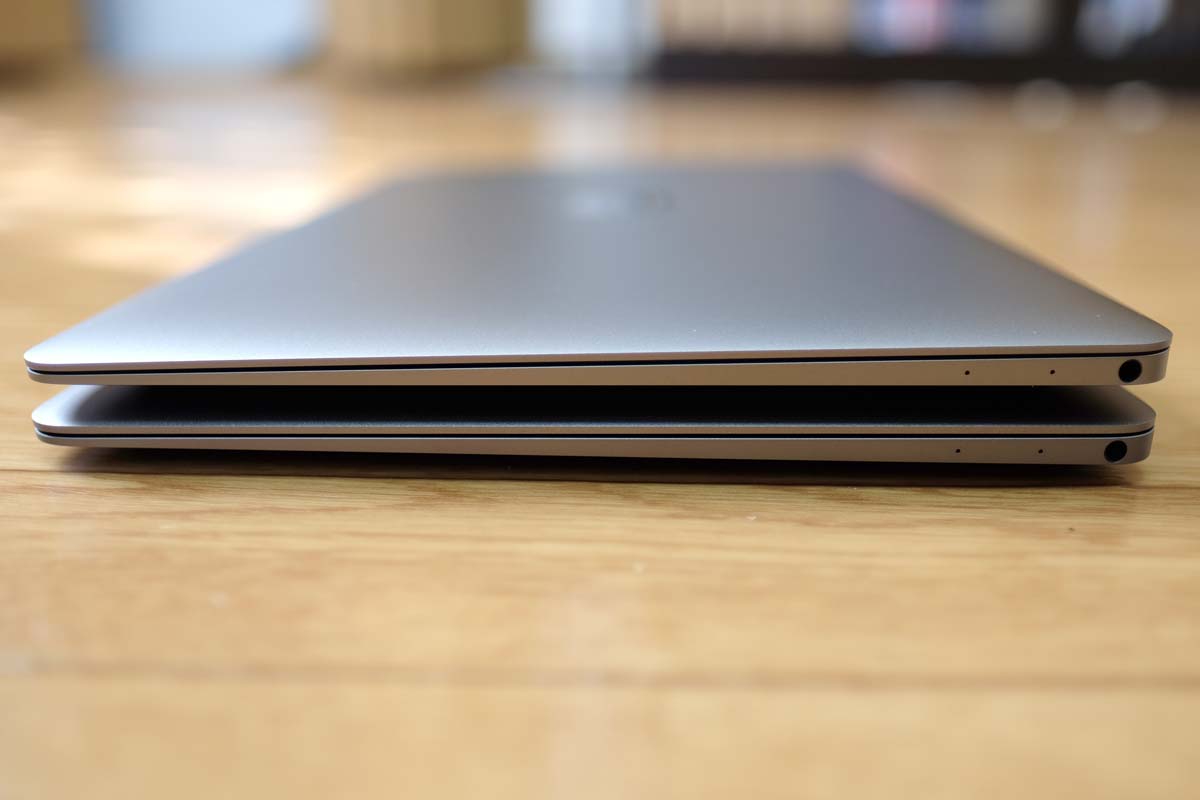 MacBook（2016）・（2015）右サイド