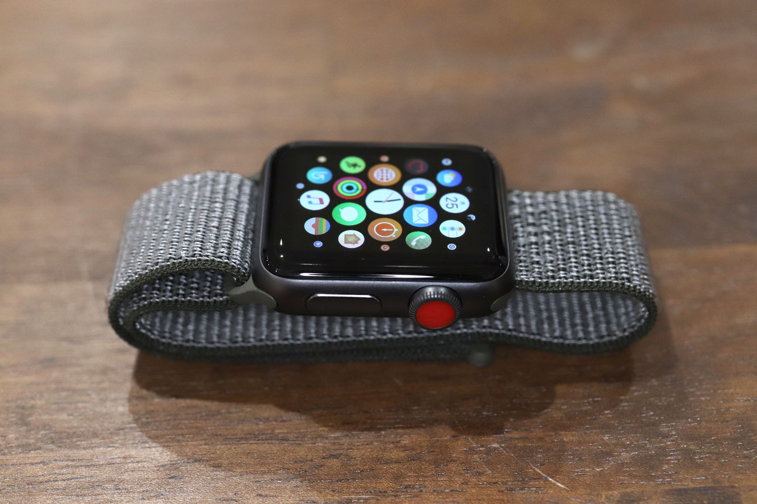Apple Watch 3 セルラーモデル