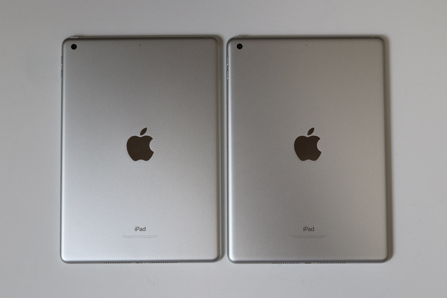 iPad 第6世代 vs 第5世代 背面デザイン比較
