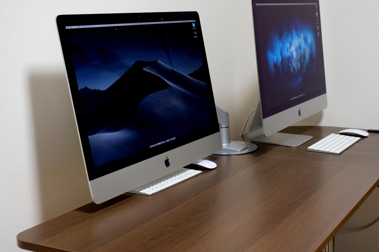 iMac VESAマウントアダプタモデルで机の上が広くなる