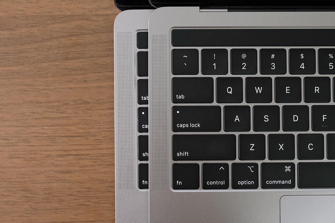 MacBook Pro 13インチ　スピーカーの違いを比較