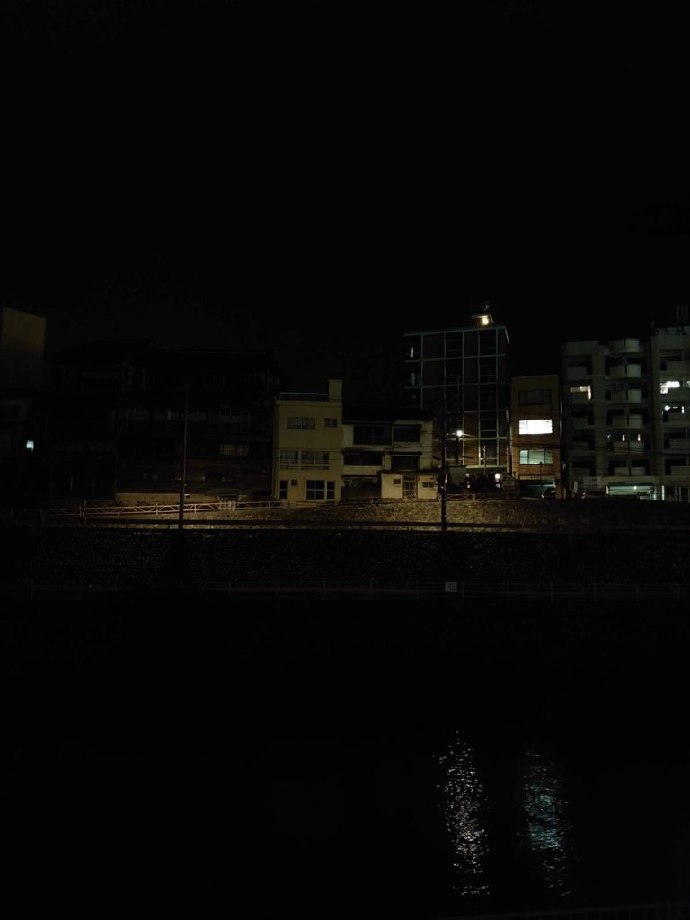 Xperia 5の夜景モード