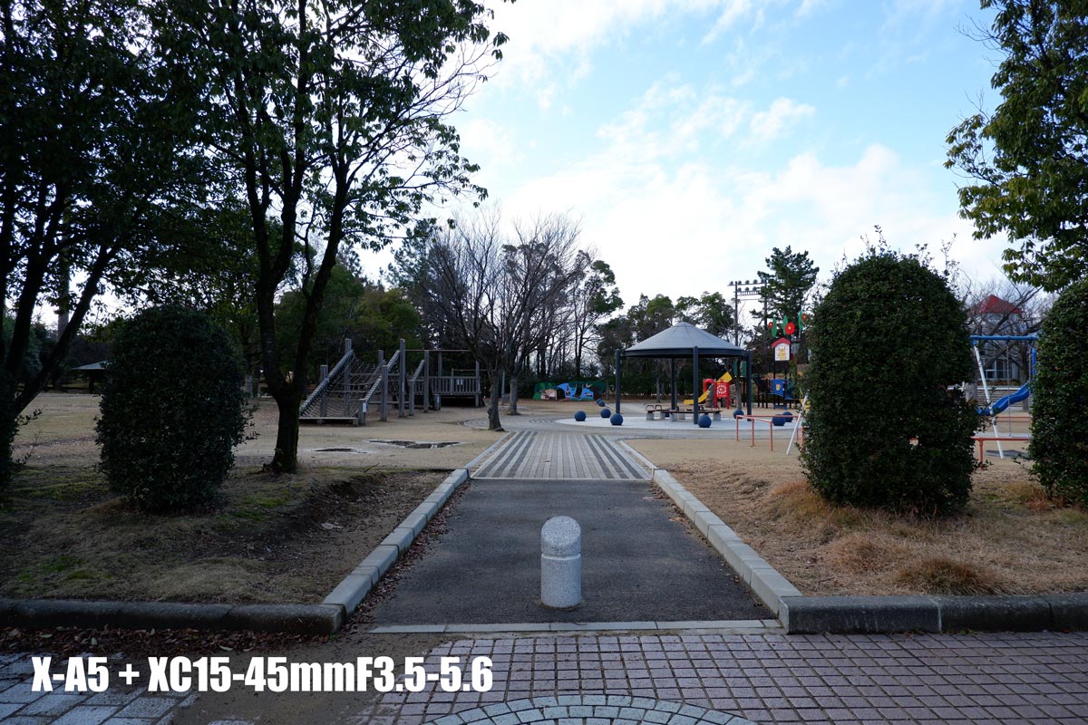 X-A5 + XC15-45mm 公園を撮影2