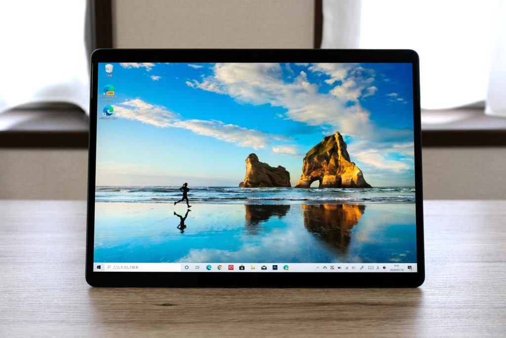 Surface Pro X デスクトップ画面