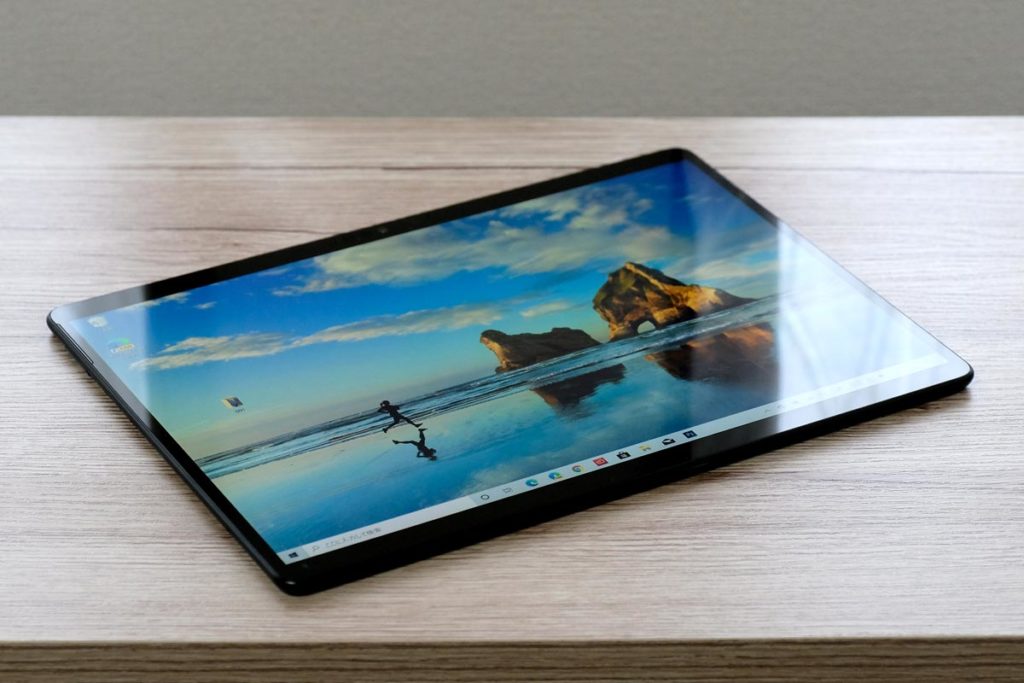 Surface Pro X 正面デザイン