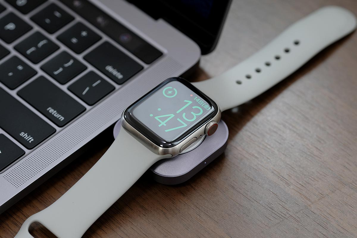 MacBook ProでApple Watchを充電する