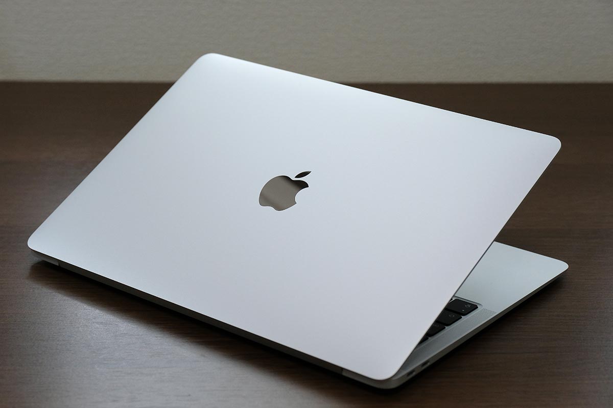 MacBook Air 背面デザイン