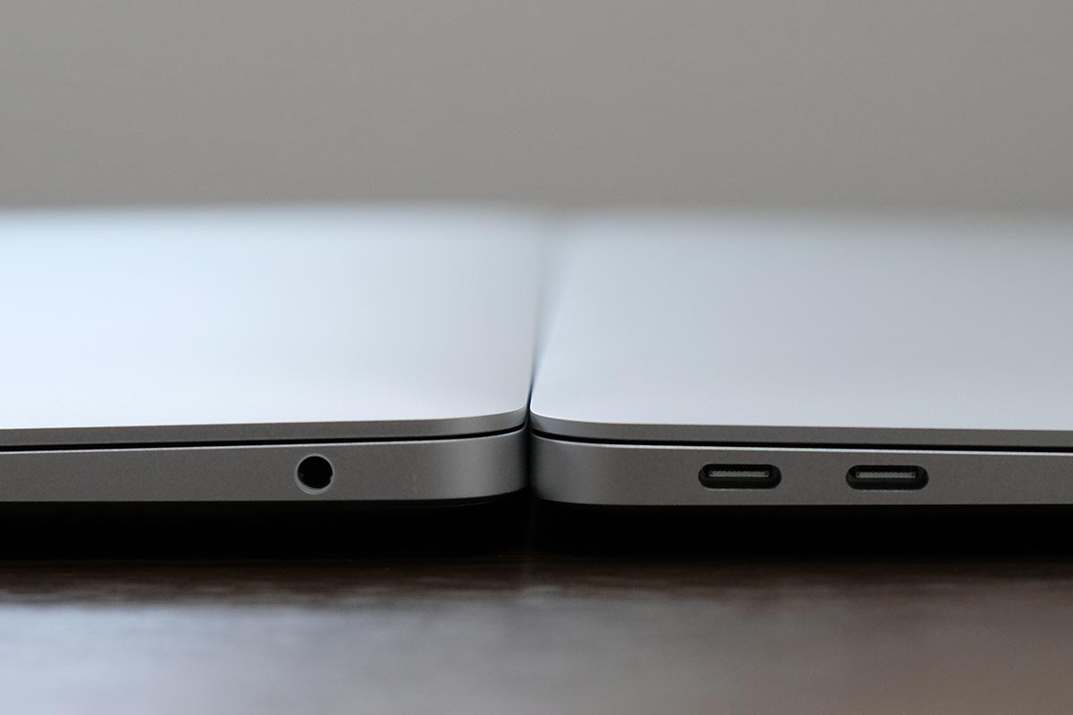 MacBook Airの筐体の高さの違い