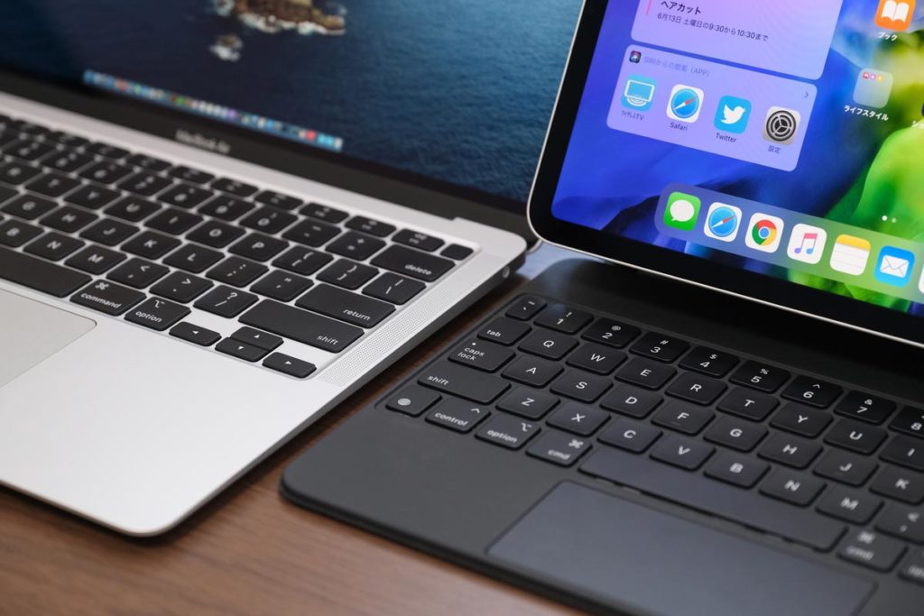 MacBook AirとiPad Proのキーボード