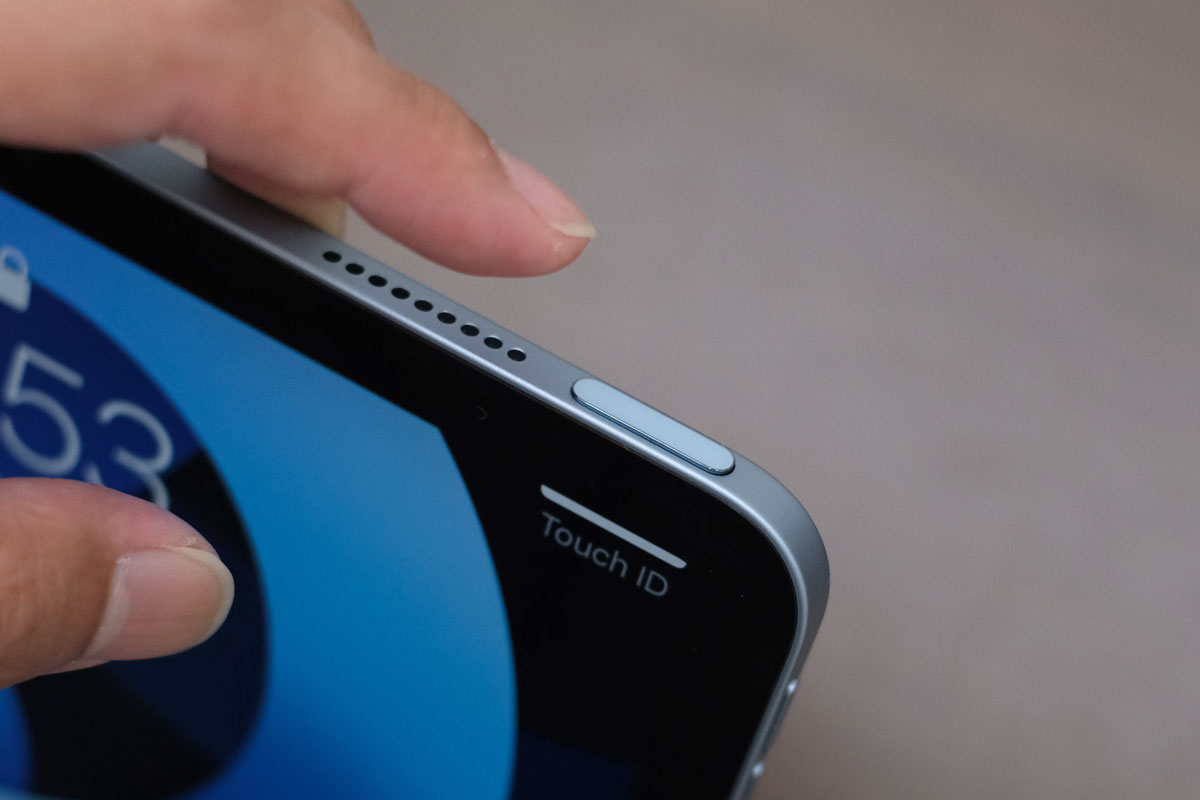 iPad Air 4の指紋認証センサー
