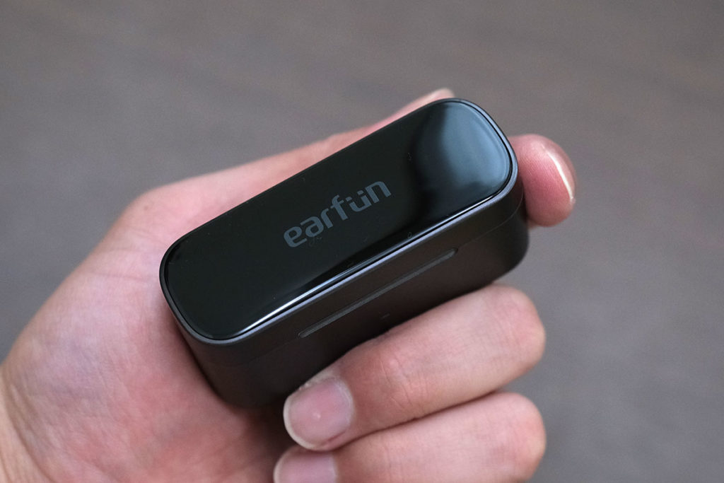 EarFun Free Proの充電ケース
