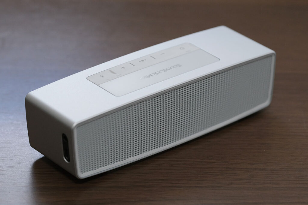 Bose SoundLink Mini II 背面部分
