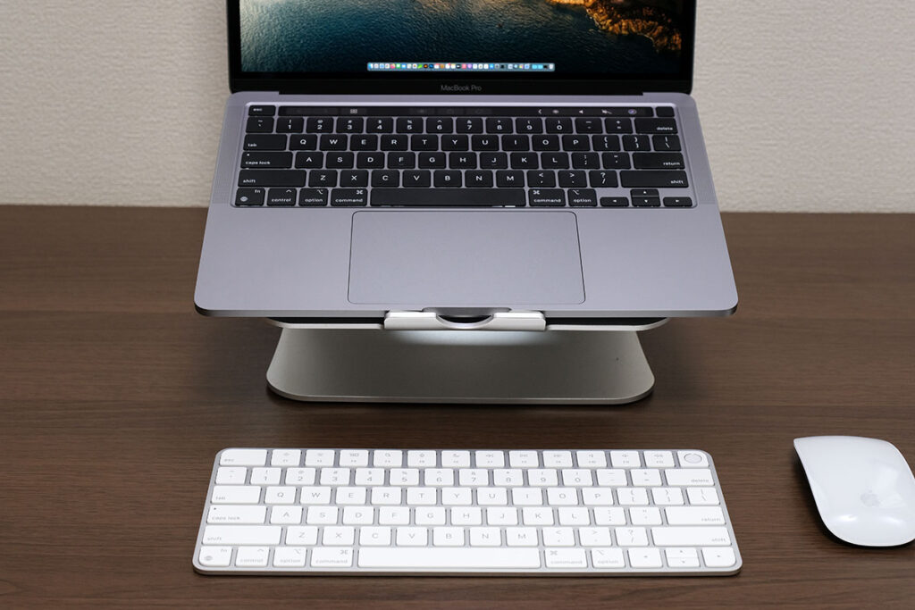 MacBook ProとMagic Keyboard