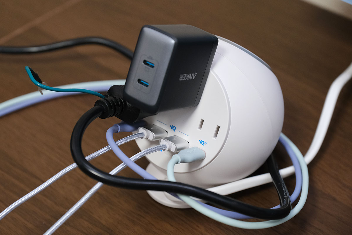 Anker 637 Magnetic Charging Station コンセントも使う