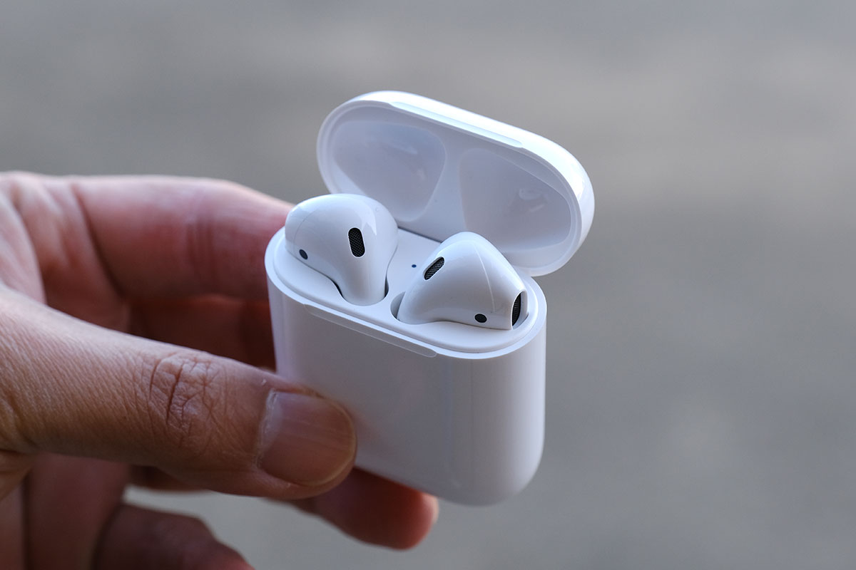 AirPods（第2世代）蓋を開けたところ