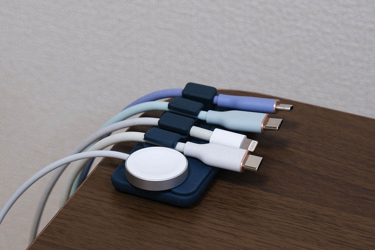 Magnetic Cable Holder Apple Watch充電パッド