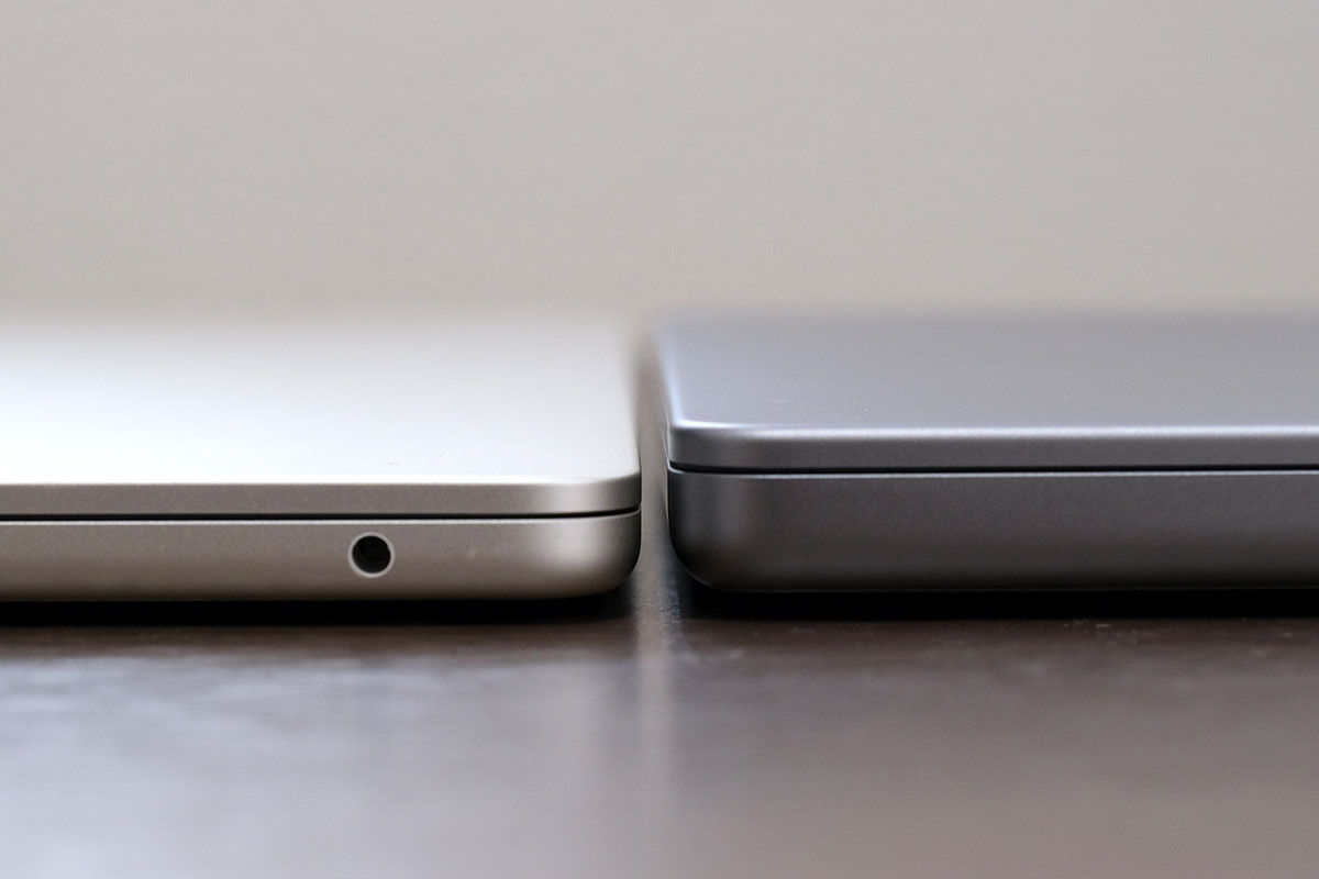 MacBook Air（M2）とMacBook Pro 14インチの本体厚み