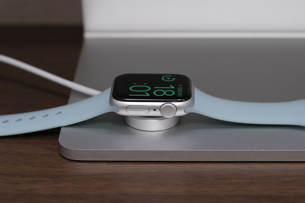 Apple Watch SE2の充電