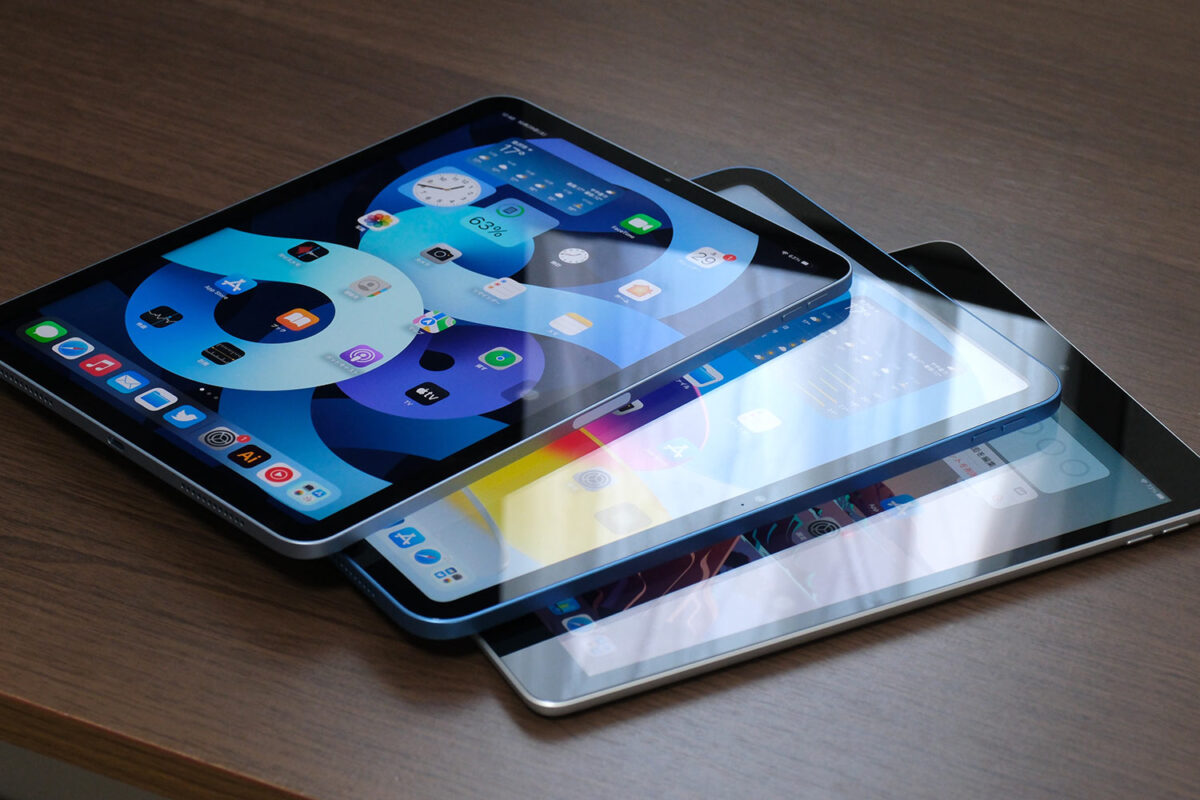 iPad Air（第5世代）とiPad（第10世代）・（第9世代）の正面比較