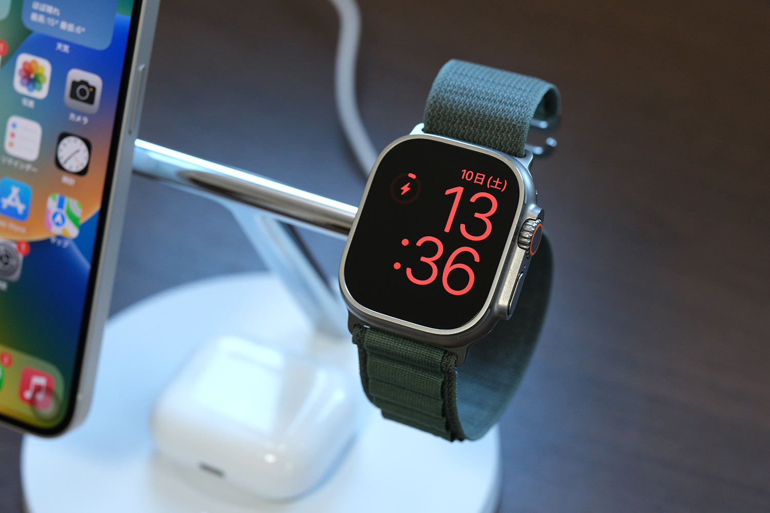 Apple Watch Ultraも充電できる