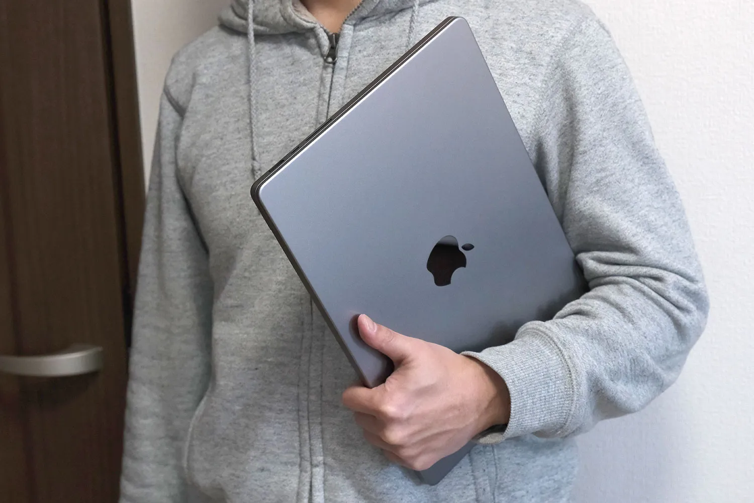 MacBook Pro 14インチ サイズ感